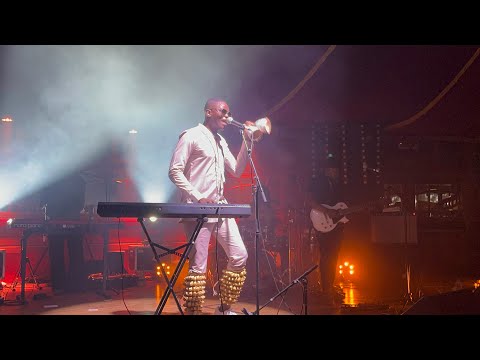 Concert live Dieudonné wila à Magic Mirrors de l’institut français du Togo - N’MANA