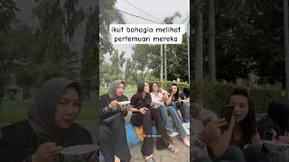 Download lagu EATING MEATBALLS ON THE SIDE WITH MOTHER HENY ADELLA #adella #hennyadella #shortvideo #shortsfeed mp3