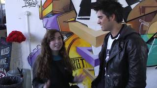 Michael (michaelaranda) and Charlie (charlieissocoolli) in London-The RoadTrip 2012-Contiki-Ep 9