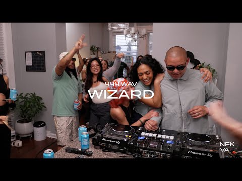 "The Living Room" 444.wav w/ WIZARD | House, Booty House, Ghetto Tech