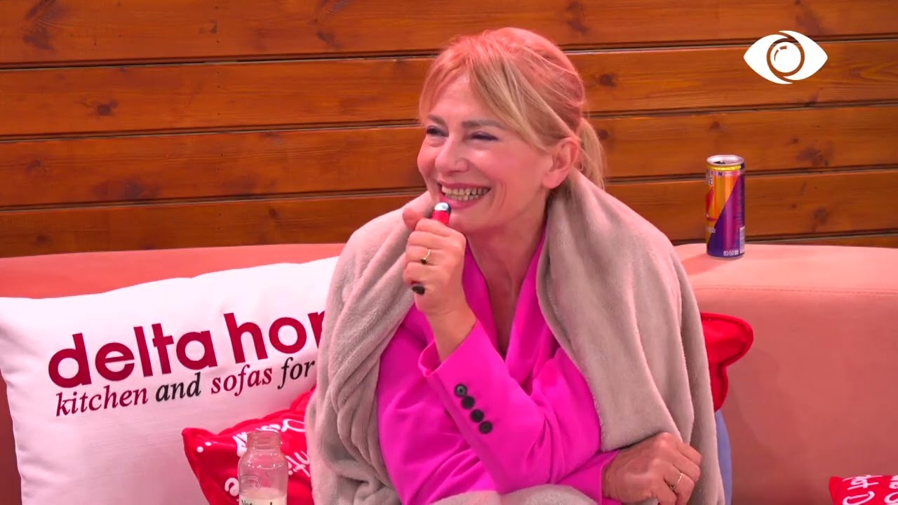 Tani bisedon me Evën për vajzën e tij