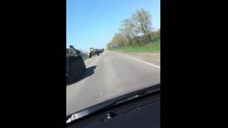 preview picture of video '2014-04-24 - Огромная колонна российской бронетехники движется к границам Украины'