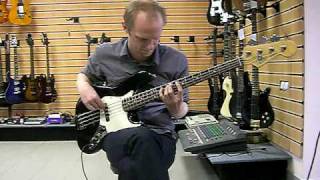 Video thumbnail for Fender Jazz Bass Standard MIM by guitarsib