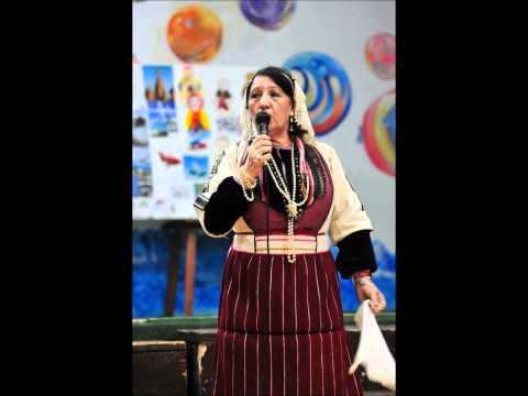 Ristana Nikolova -Rina 2012- Dodolica Boga Moli.wmv,Makedonska obredna pesna