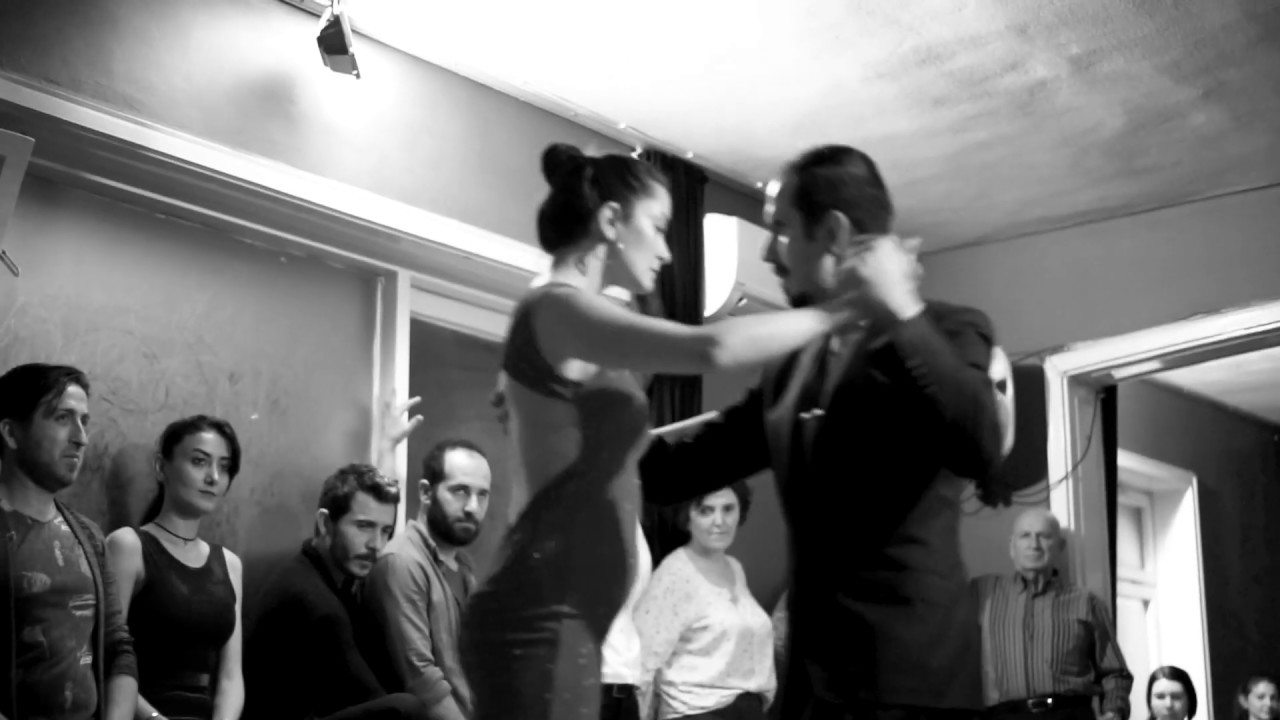 Buket Akdol & Alper Maşalı - Paciencia - 3/4