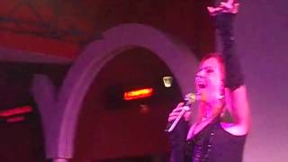 Vivian B (Da Blitz) - Stay With Me &amp; Movin&#39; On Live @ Mantova 31/10/14 [3]