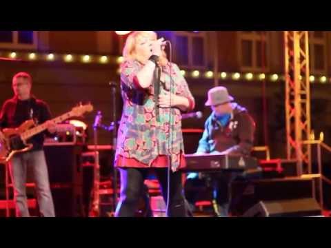 Věra Špinarová-Stěží mi teď dáš mat-Český Těšín 19.9.2014