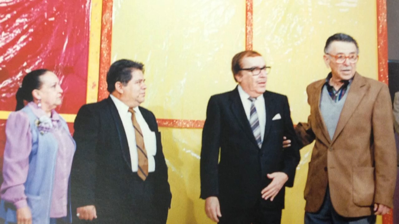 Romulo Lozano y Don Jesus Dionisio Gonzalez en Mira que Bonito (1989)