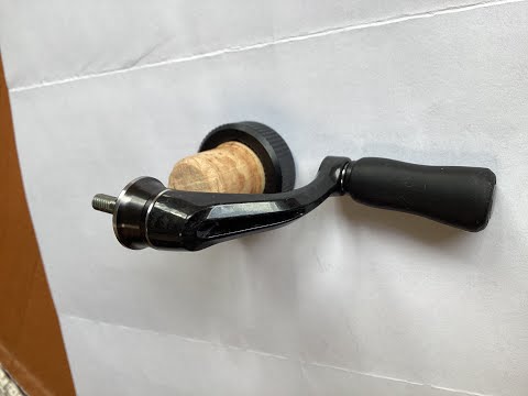 Do these 2023 Shimano Vanquish handles look acceptable or are they faulty?