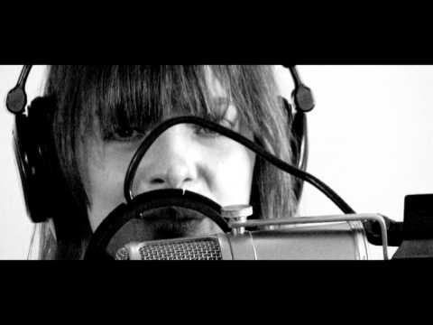 Laura Jansen - Use Somebody Acoustic