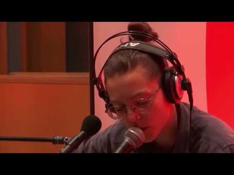 Manca Berlec - Človek [Jutranji koncert pri Andreju]