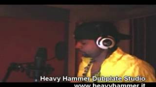 Shaggy doing dubplates @ Heavy Hammer Dubplate Studio (2007)