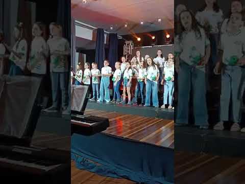 🛑 1ª noite do 7° Fescori com apresentação do Coral Infantil 'Doce Melodia' de Pato Bragado