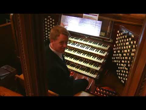 Stefan Donner performs Bach at St. Patrick’s NYC