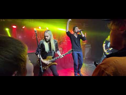 Adelitas Way - What it takes