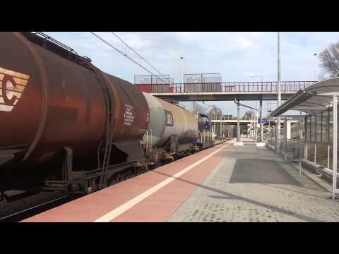 (21.04.12) SM42-2055 (Lotos Kolej) z cysternami na Tychach Zachodnich