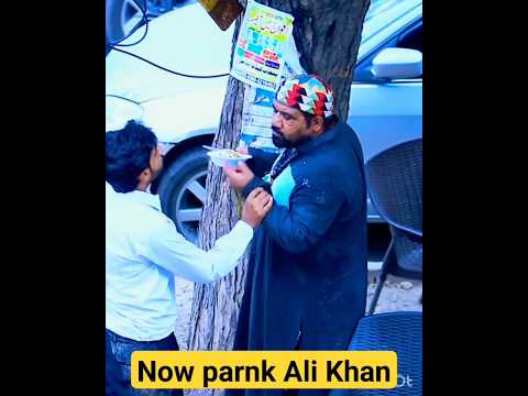 ChaiR PuLliNg BeSt PraNk | @velle loog khan Ali /#funny #shorts #parnk😂#viral #youtube #vlogs #femas