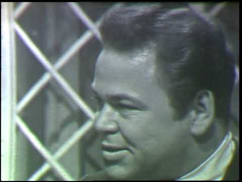 American Bandstand 1966- Interview Roy Clark