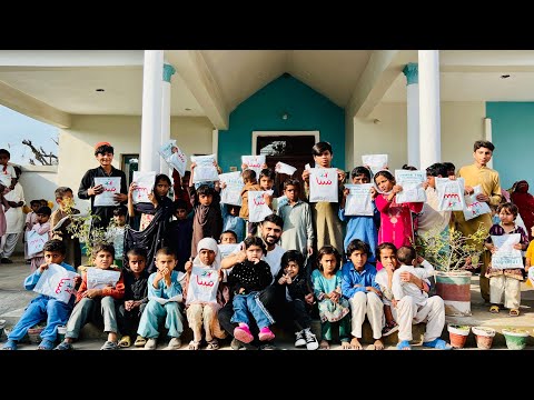 Shanu or aali nay deyai bachon ko gift 🎁 #trending #funny #youtubeshorts #shorts #vlog g