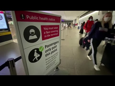 世界關閉英國邊境，新的冠狀病毒毒株引起恐慌 (World closes borders to UK as new coronavirus strain breeds panic)