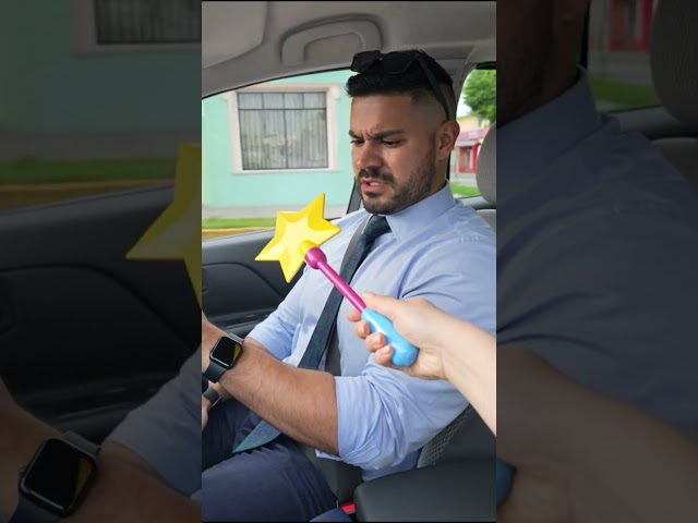 Vídeo relacionado con EAVUYIS Varita Mágica para Tarjeta de Crédito, Soporte para Pago sin Contacto con Diseño de Estrella, Varita de Pago Portátil y Divertida para Tarjetas de Débito y Crédito (1 Pieza)