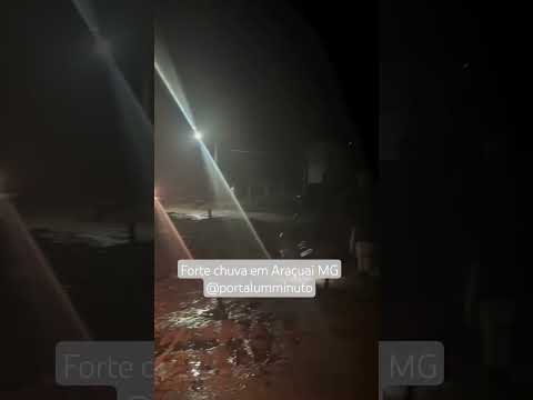 Forte chuva em Araçuaí no Vale do Jequitinhonha causou muitos transtornos INSCREVA-SE