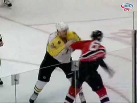 Mark Fraser vs Byron Bitz