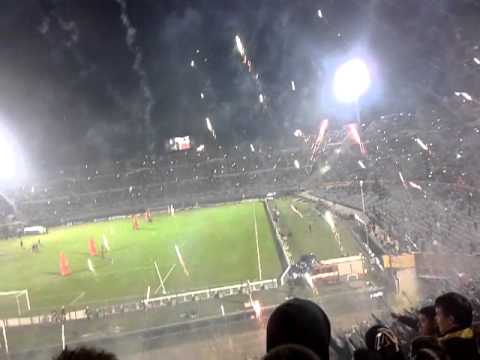 Recibimiento Final del Uruguayo 2012-2013 Peñarol Campeon