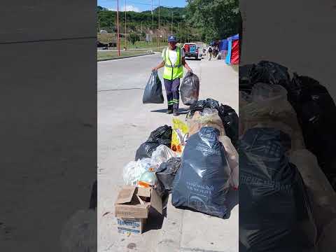 🗑️🎭 BASURA EN CARNAVAL