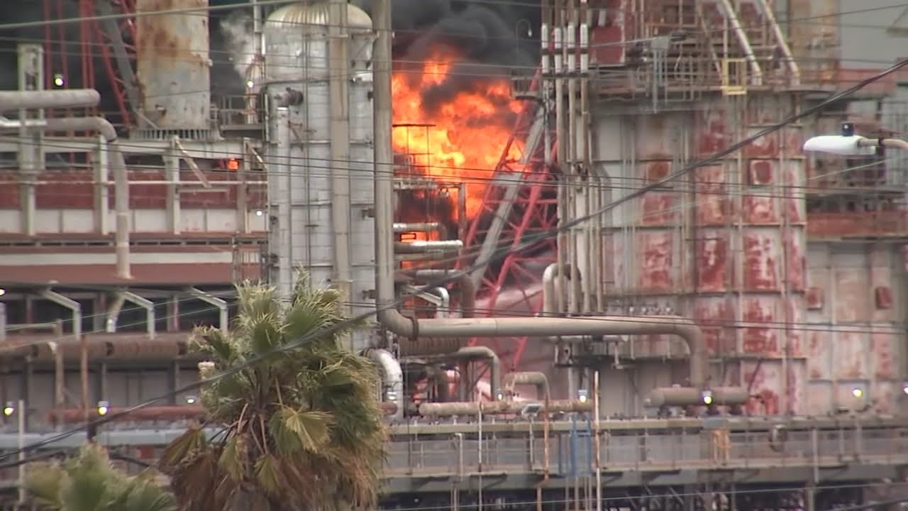 Shelter-in-place order lifted for Martinez refinery fire; multiple injuries reported