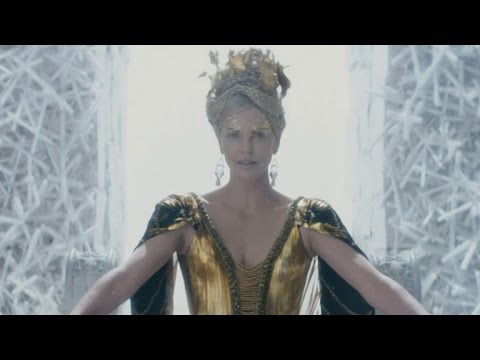 The Huntsman: Winter's War (Featurette 'Costume')