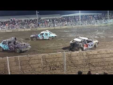 compact team Derby heat 5