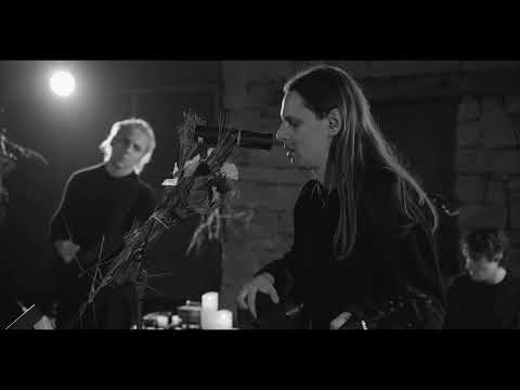 Olan Monk - Pomegranate (Live)