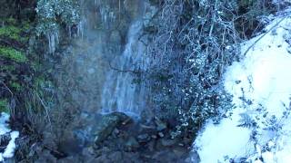preview picture of video 'Grotto Spring in Santa Ana Mountains'