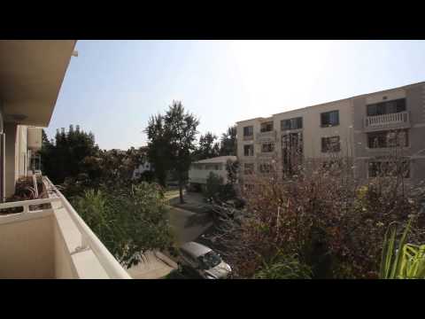 West Hollywood centrally located condo with high ceilings