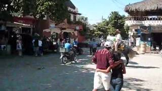 preview picture of video 'Sayulita Town Square Activity November 2009.wmv'