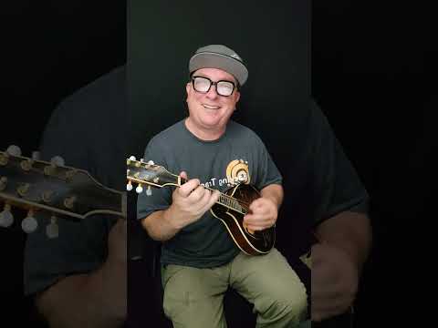 JamAlong Knowledge Drop: Mandolin Arpeggios!