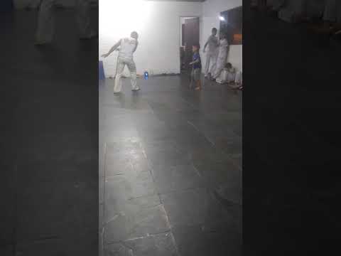 Samuel na capoeira