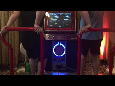 v4extreme vs Hudson - Stitch Step - ITG Lower - DDR Storm 2016