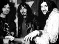 ATOMIC ROOSTER - DO YOU KNOW WHO'S LOOKING FOR YOU 1980.wmv