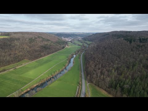 Wanderung Ohrnberg (Öhringen) Alfred Hirth Wanderweg Ende Jan 23 mit Drohnenflug über das Kochertal
