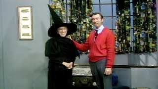 The Wicked Witch on Mister Rogers&#39; Neighborhood (1975)