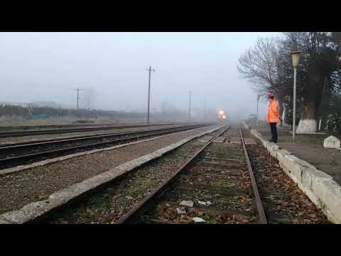 TREN. BOTOSANI-. SUCEAVA. ORA.  12:00