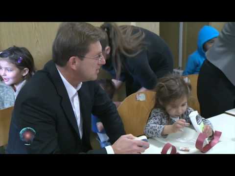 BUČKE E30P01 - KDO JE MIROTU UKRADEL AVTO?