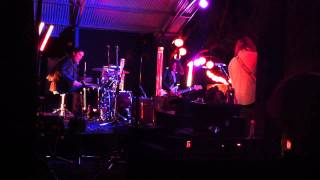 Abbe May- Universes (Live at Wave Rock)