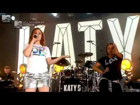 Jessie Ware & Katy B - "Aaliyah" Live @ Wireless Festival 2013 - July 14th 2013