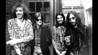 CHICKEN SHACK - Night life  (live)