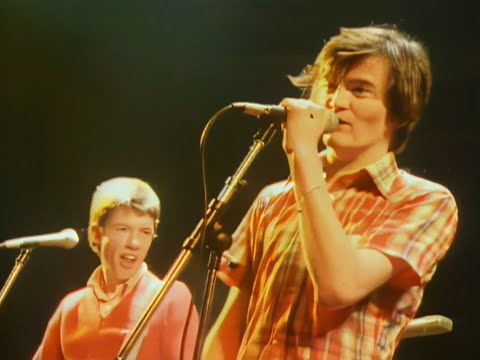 UNDERTONES -  Get Over You  +  Jump Boys "Live" Lyceum, London 3rd December 1978 (Broadcast on OGWT)