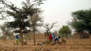preview picture of video 'Fundación Cruz Azul Internacional en Mopti, República de Mali 1/4'