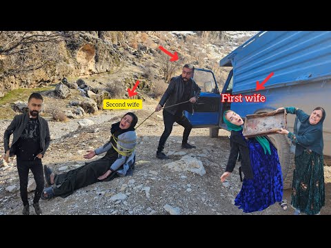 The sudden return of the second wife; divorce or captivity?A kidnapping for salvation or destruction